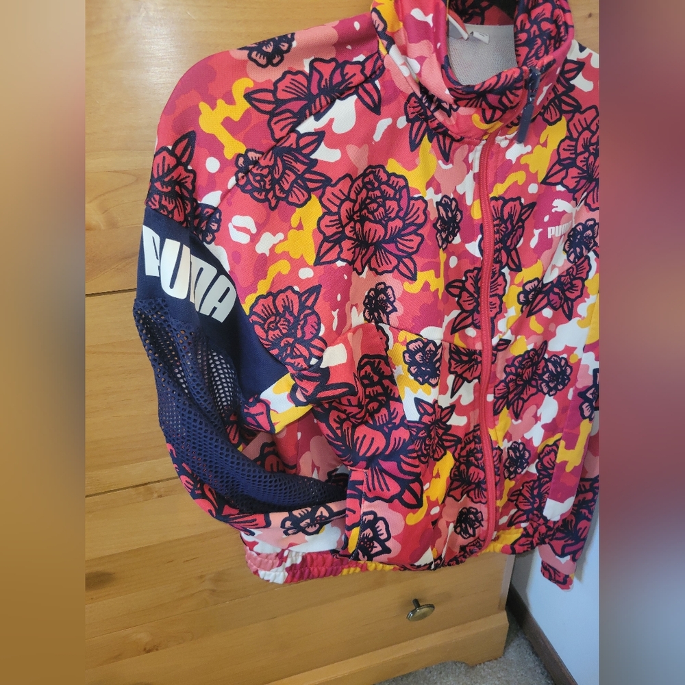 PUMA Flower Track Jacket - Picture 6 of 10